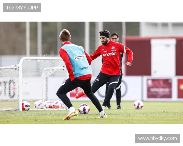 俄超莫斯科德比惊现角旗区零角度破门队友目瞪口呆不敢相信